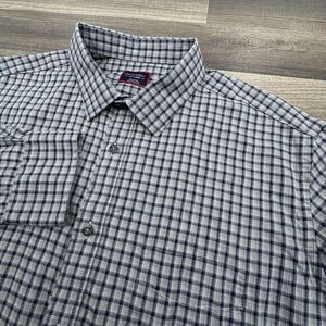 Untuckit Shirt Mens 2XL Gray Plaid Long Sleeve Stretch Mint Condition Button‎
